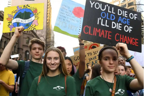 Students protesting climate change